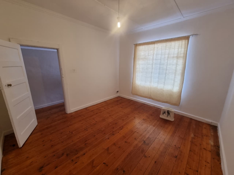 To Let 2 Bedroom Property for Rent in Lansdowne Western Cape